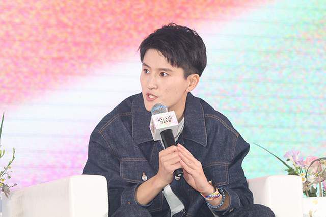 女生奖励自己视频